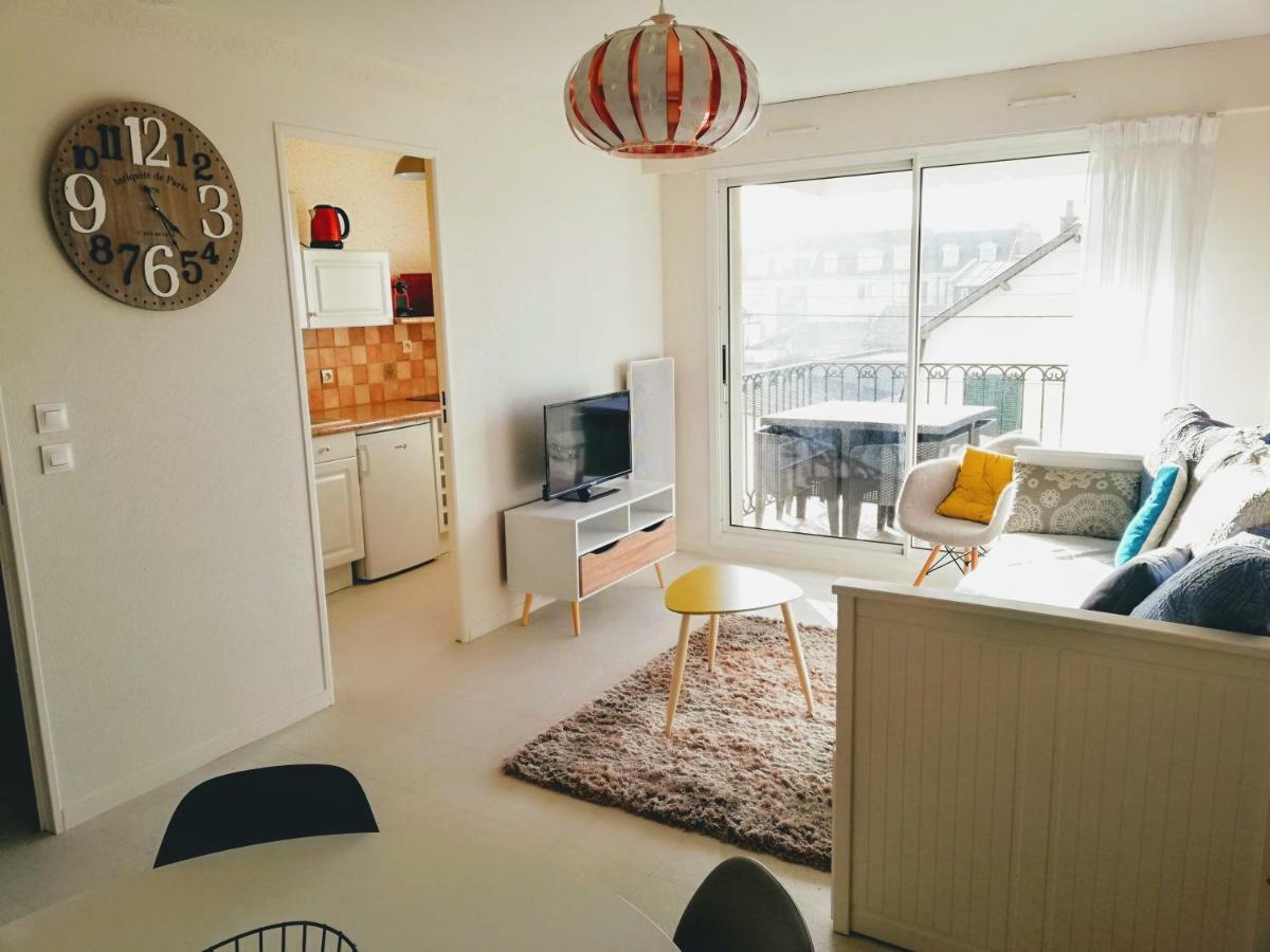 Cabourg - Hyper Centre, Plage Bagian luar foto